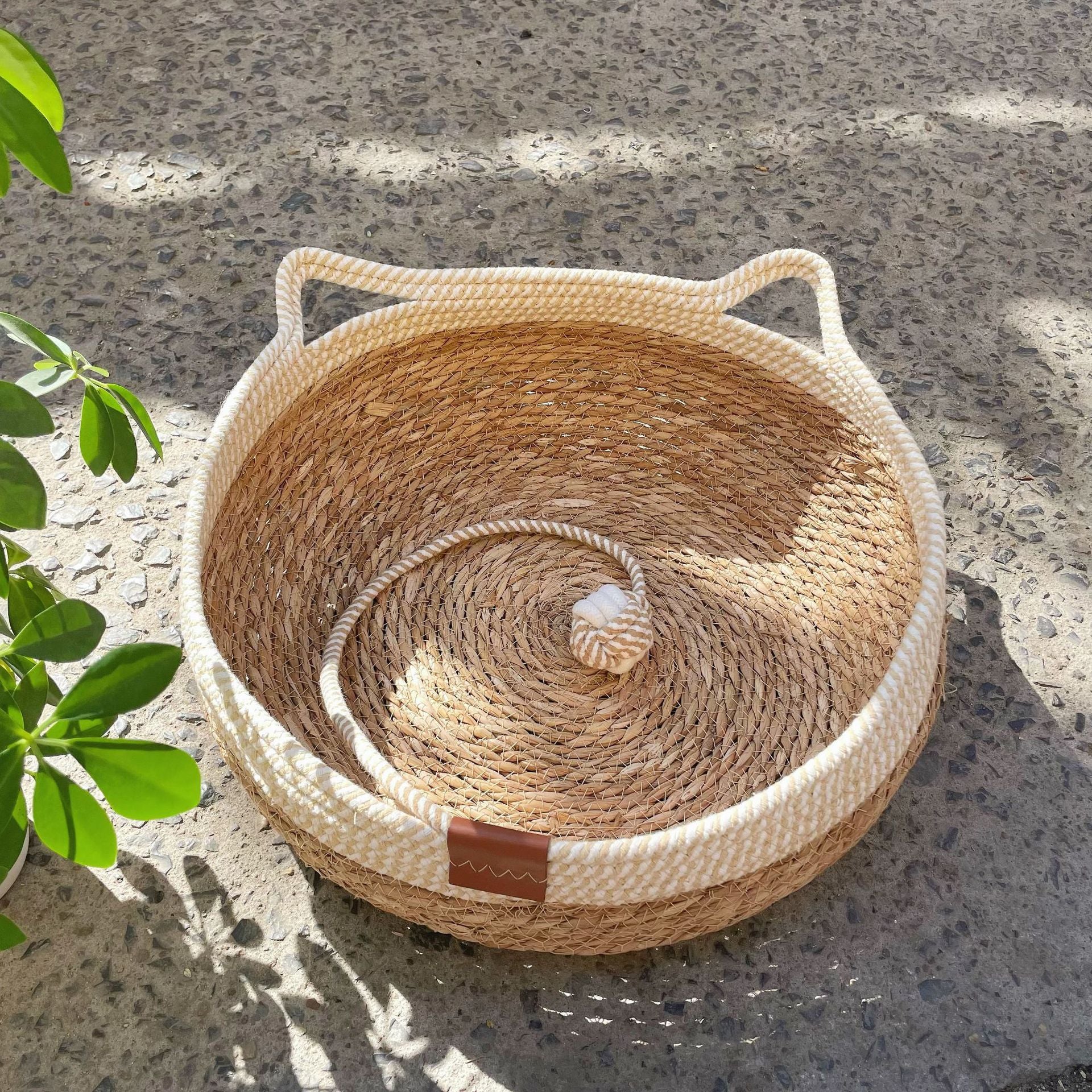 PeakPaw Rattan Cat Bed Nest – All-Season 3-in-1 Cat Sleeping, Scratch & Play Basket (S–L)