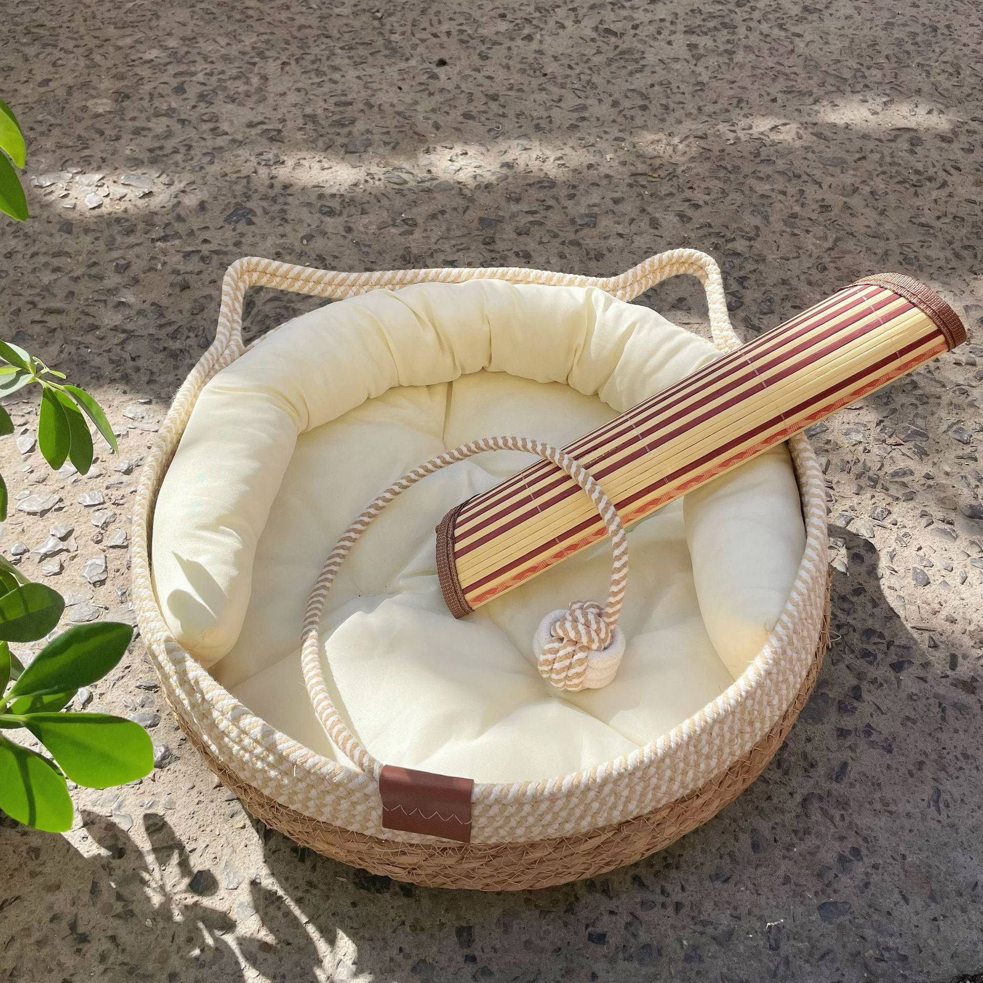 PeakPaw Rattan Cat Bed Nest – All-Season 3-in-1 Cat Sleeping, Scratch & Play Basket (S–L)